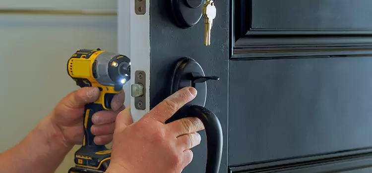 Commercial Door Lock Installation Eloy